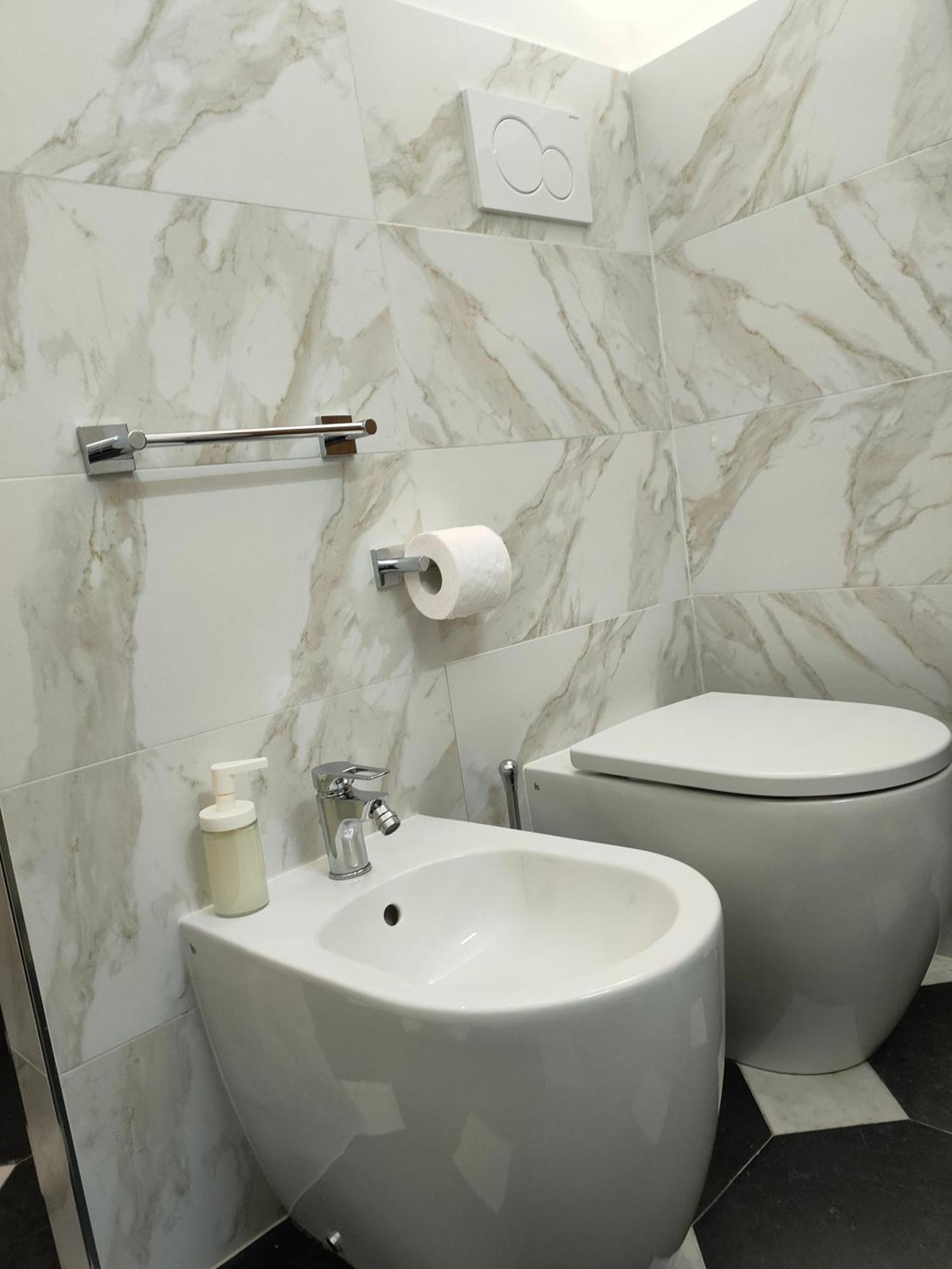 Rooms Ponte Calvi Genua Exterior foto